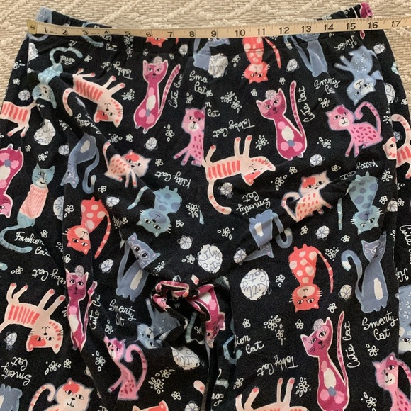 Secret Treasures Cat Capri Pajamas - Picture 7 of 9